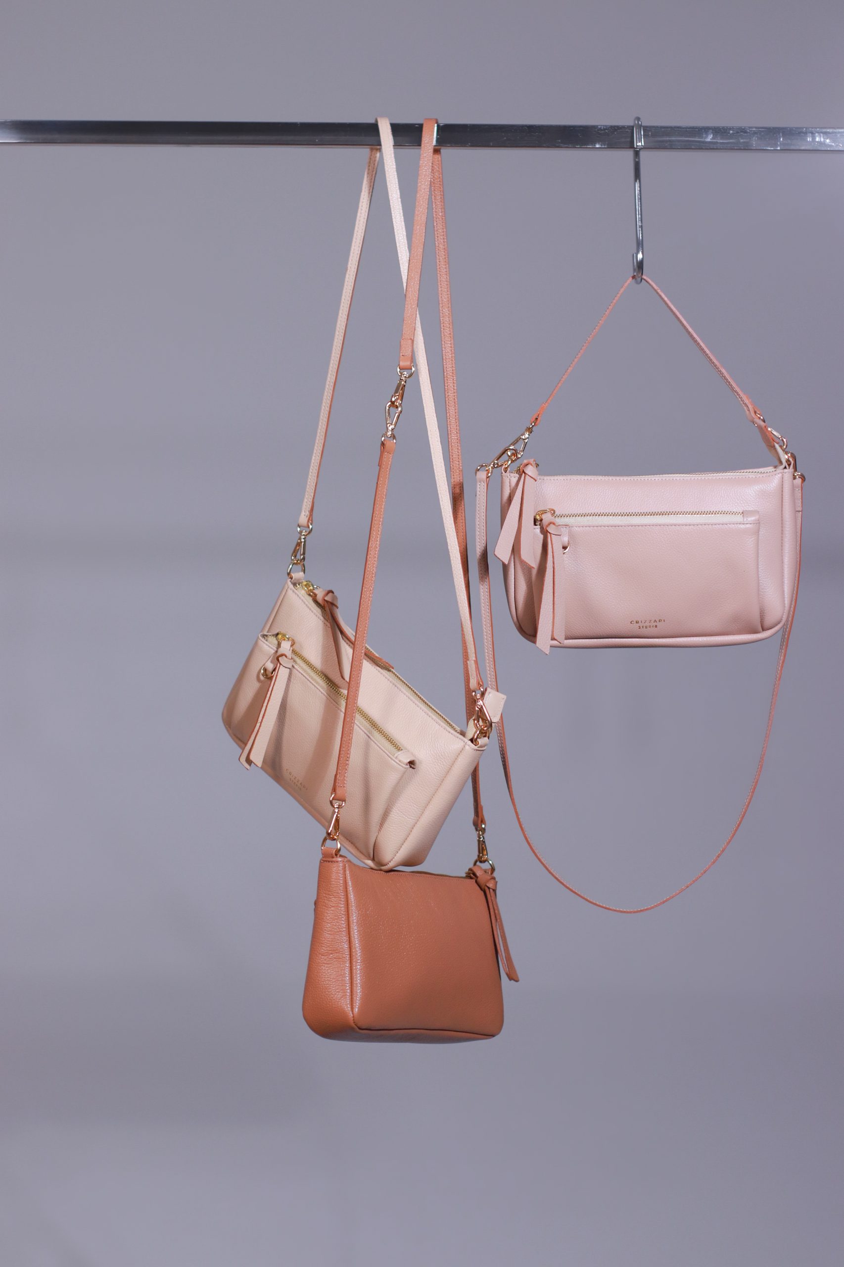 bolsa-tiracolo-cr-11311-couro-legítimo-crizzapi