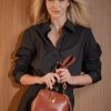 bolsa-cr-708-caramelo-na-modelo-crizzapi-pequena-doctor-bag
